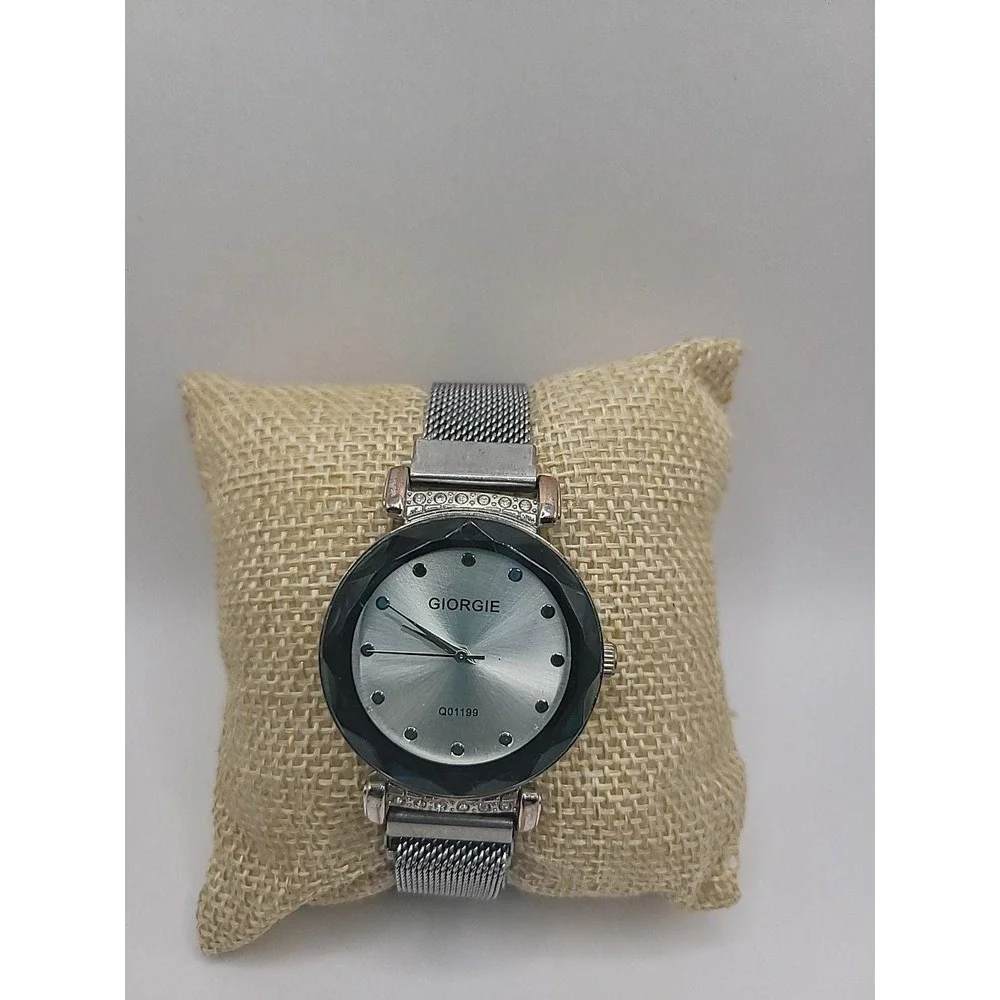 Giorgie Vintage Womens Silver Mesh Strap Bracelet Quartz Watch Minimalist Dial